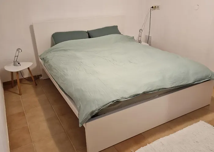 Spacious & Cozy Countryside Apartman *